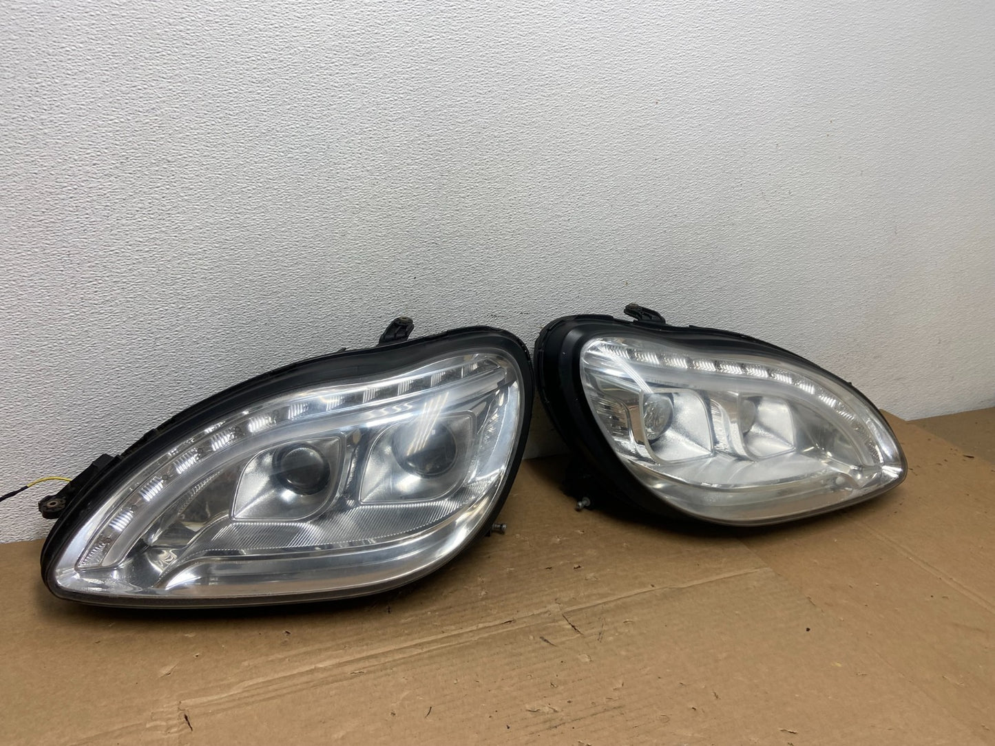 2000-2006 Mercedes-Benz S-Class Left+Right Set Led Headlighs AD3916 DG2