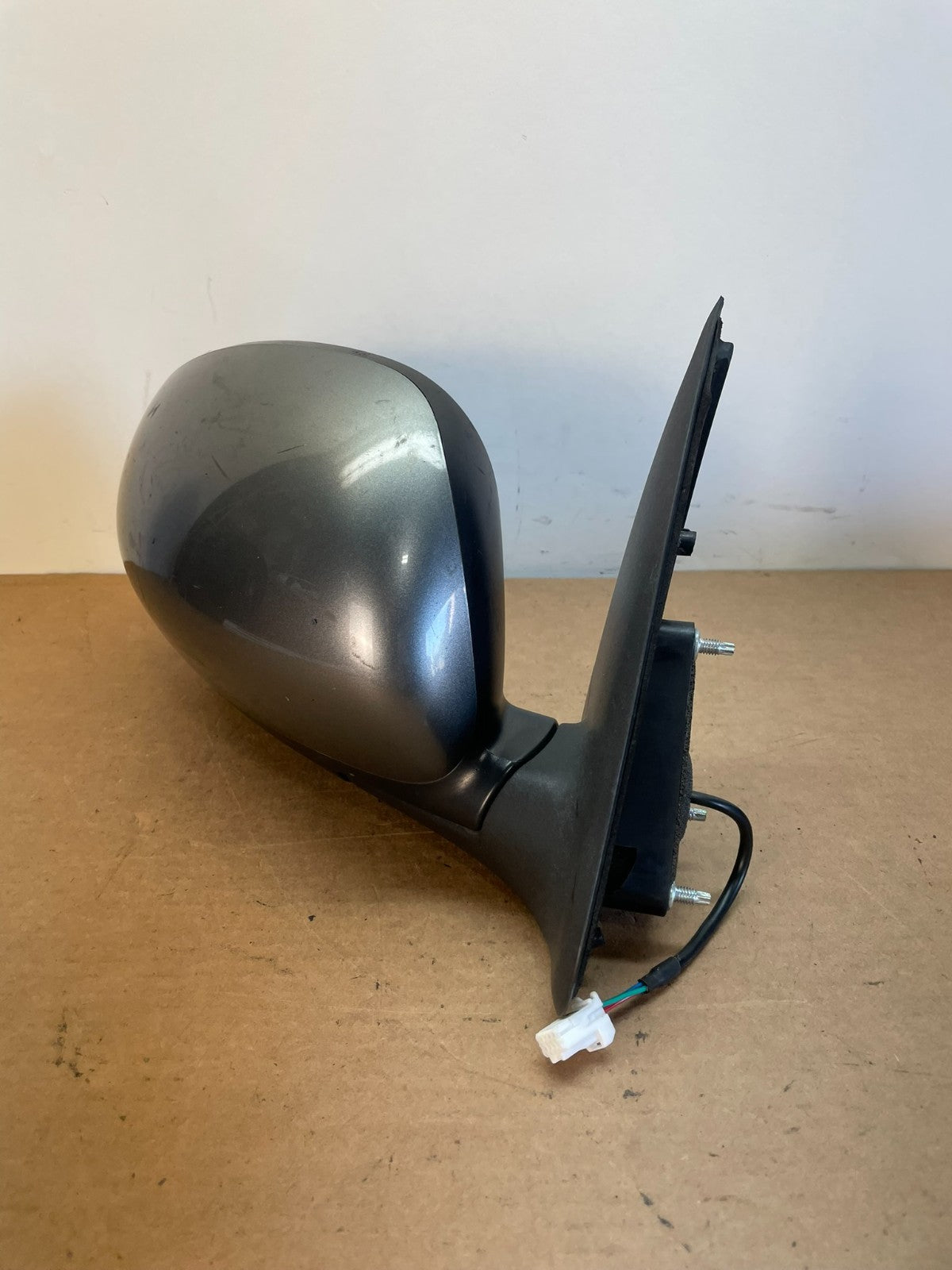 2011 to 2014 Nissan Juke Right Passenger Side Door Mirror AG0697 DW1