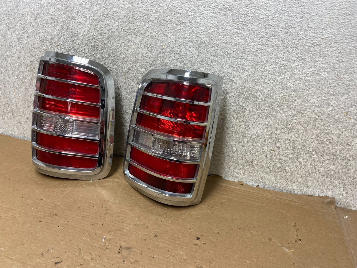 2004 to 2008 Ford F150 F-150 Left+Right Set Side Tail Lights AH8465 DG2