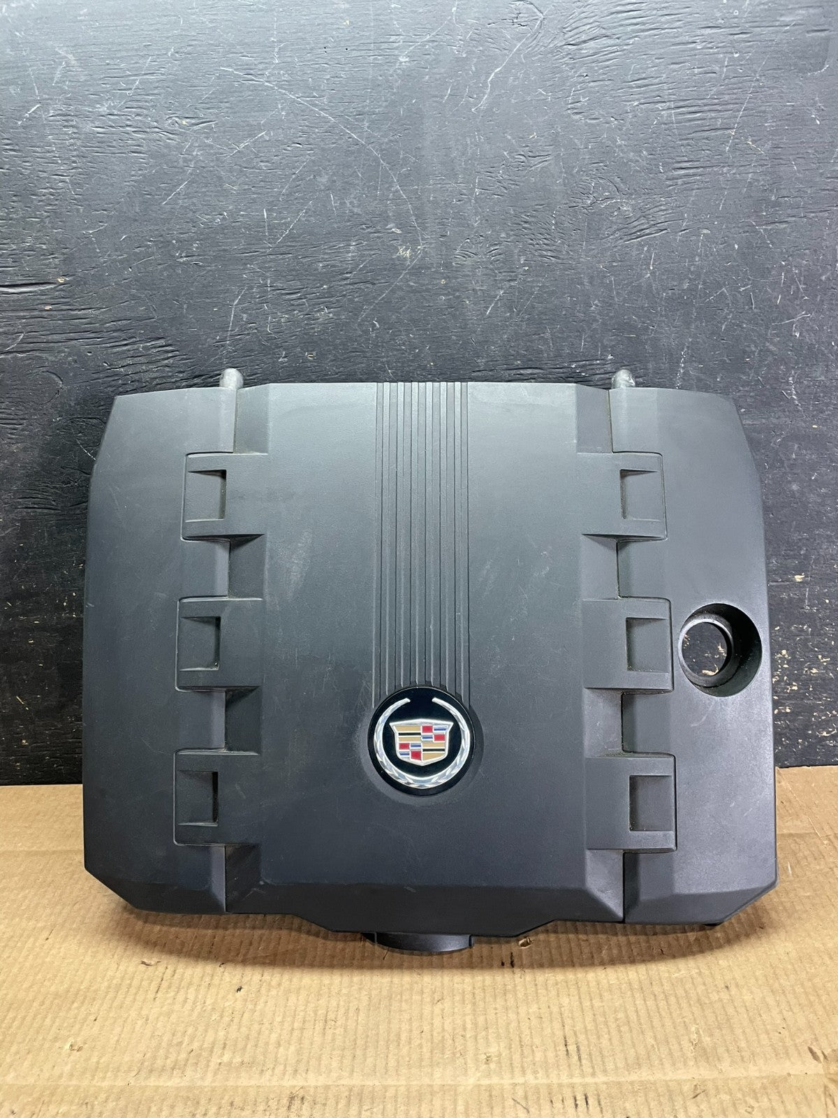 2008 to 2013 Cadillac CTS 3.6L Plastic Engine Cover Shield OEM AA9217 DG0