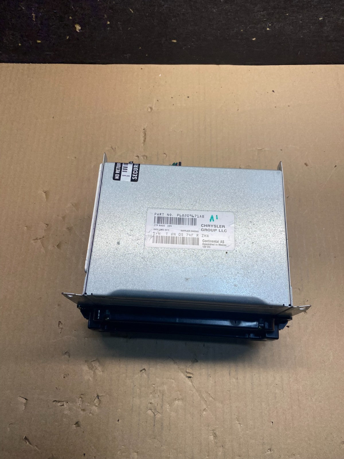 2012 2013 2014 Dodge Charger Am Fm Cd Player Radio Receiver AI4764 DG3