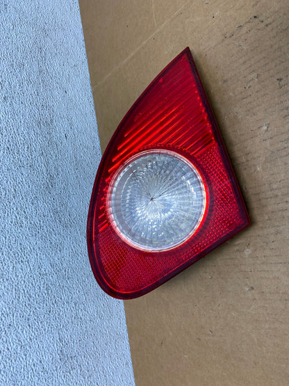 2003-2008 Toyota Corolla Inner Passenger Right RH Side Tail Light AD9138 LK0