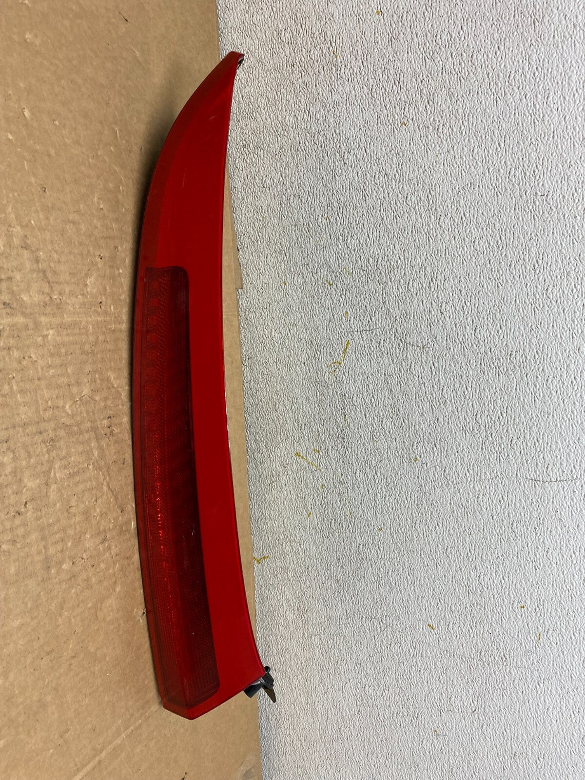 2003 to 2006 Volvo XC90 Right Passenger Side Upper Tail Light OEM O5682 DW0