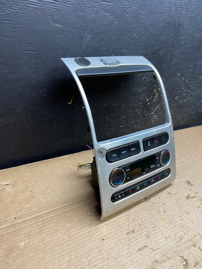 2007 to 2010 Ford Edge Climate Control Radio Dash Bezel Trim OEM w1992 DG4