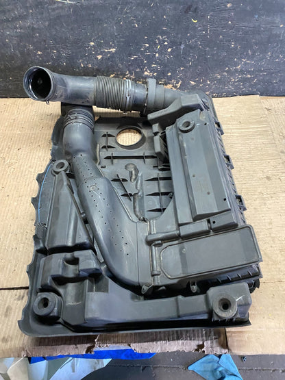 2005 - 2008 Volkswagen Jetta Beetle 2.5L Passat Engine Cover 07k129601G W6268 DG7