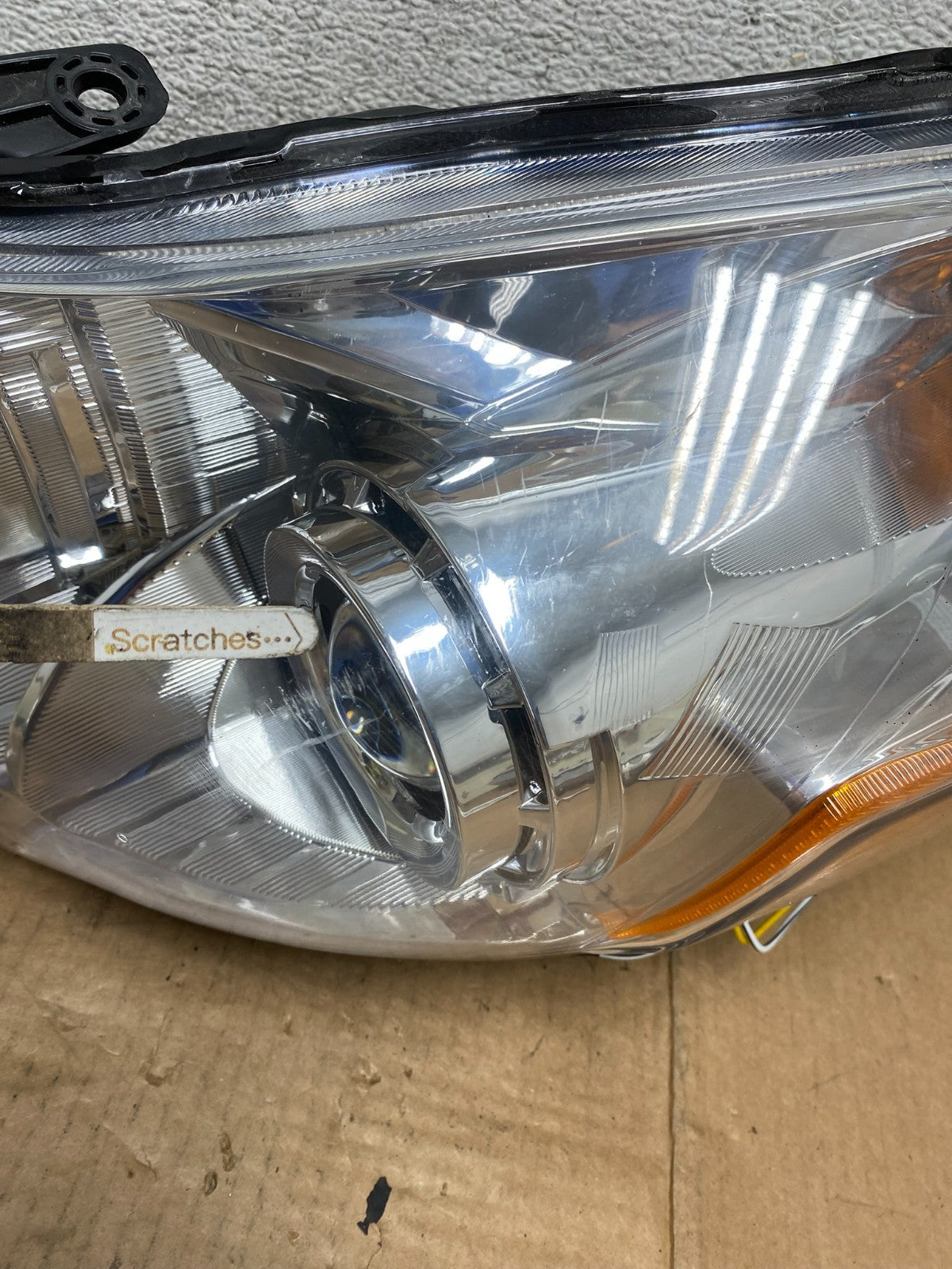 2010 2011 2012 Subaru Legacy Outback Left Driver Halogen Headlight AI4512 DW3