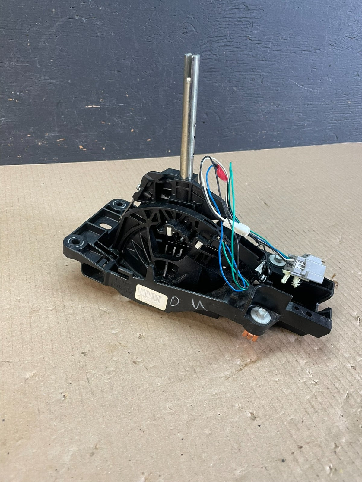 2011 to 2014 Ford Explorer Auto Transmission Floor Gear Shifter ae3458 DG2