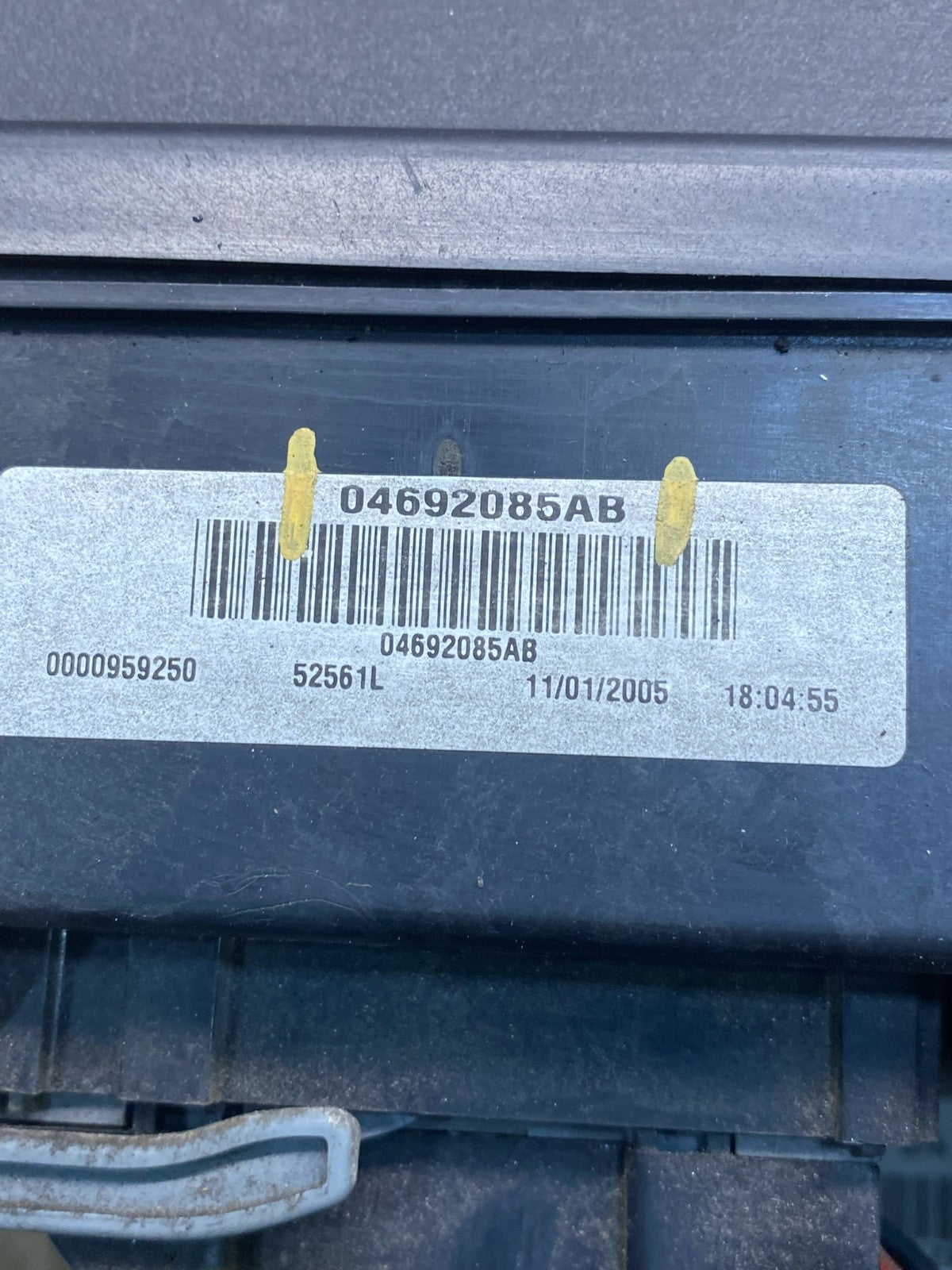2006 Jeep Grand Cherokee Integrated Power Fuse Box 04692085ab AD9812 DG6