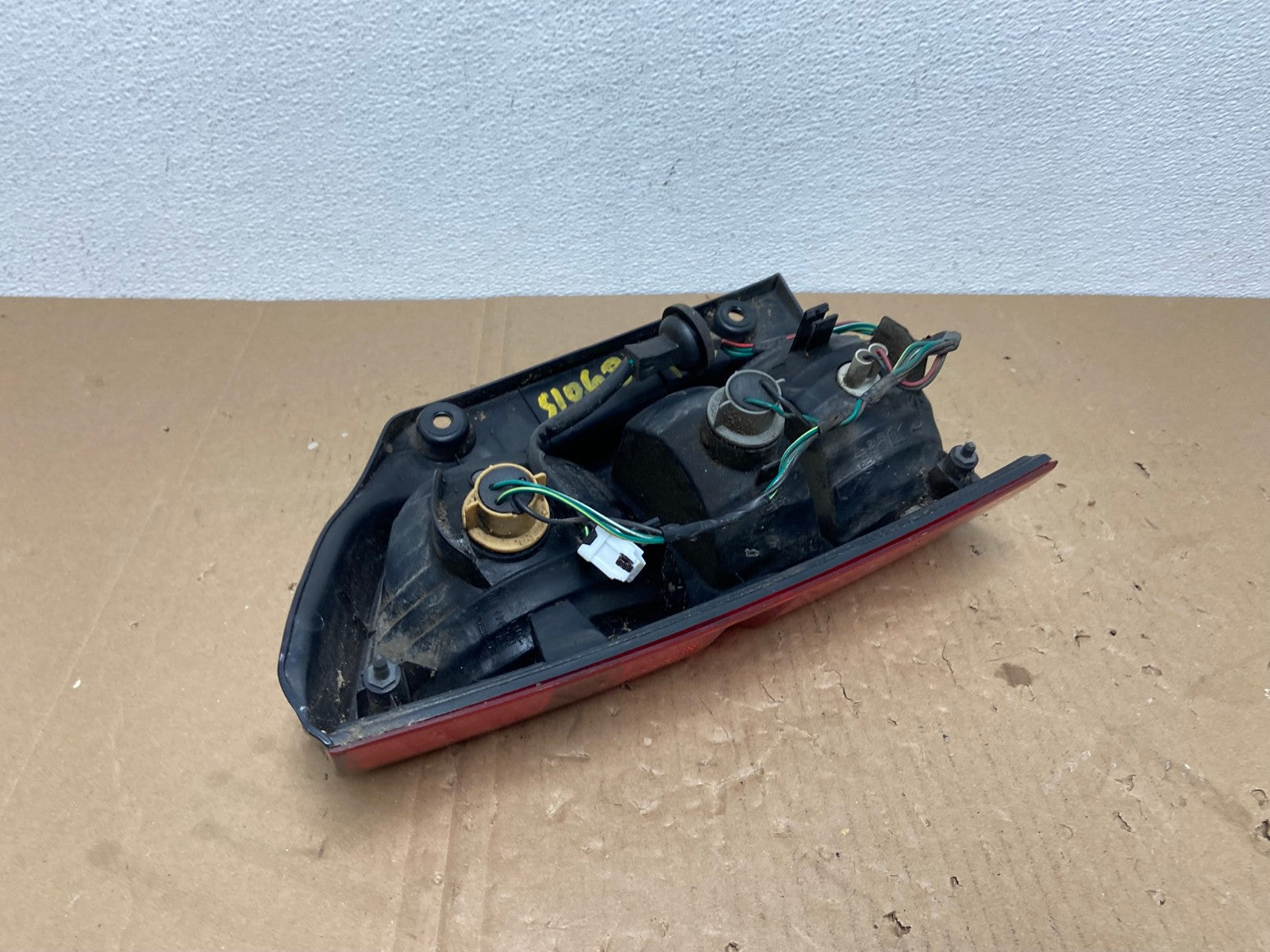 2005 to 2012 Nissan Pathfinder Right Passenger RH Side Tail Light Oem AB6931 LK5