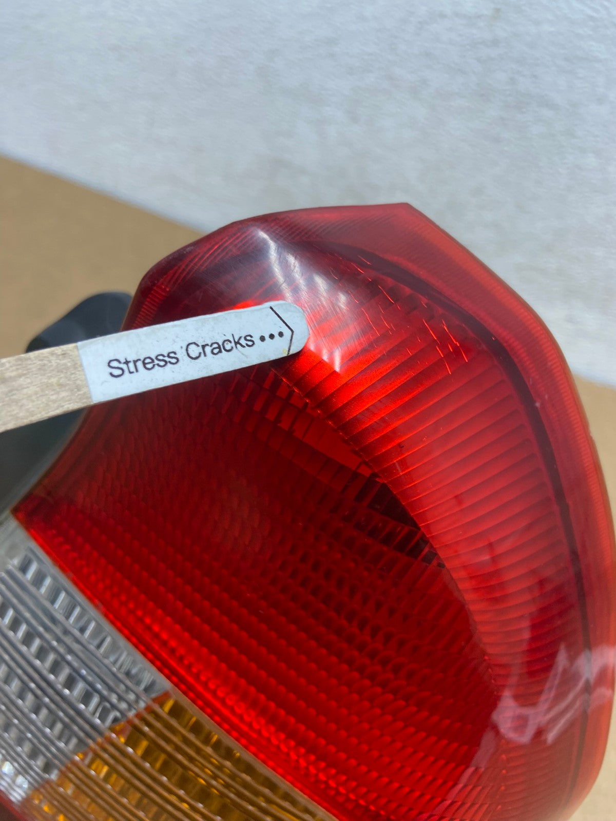 2000-2002 Hyundai Accent Sedan Right Passenger RH Tail Light AD5472 LK3