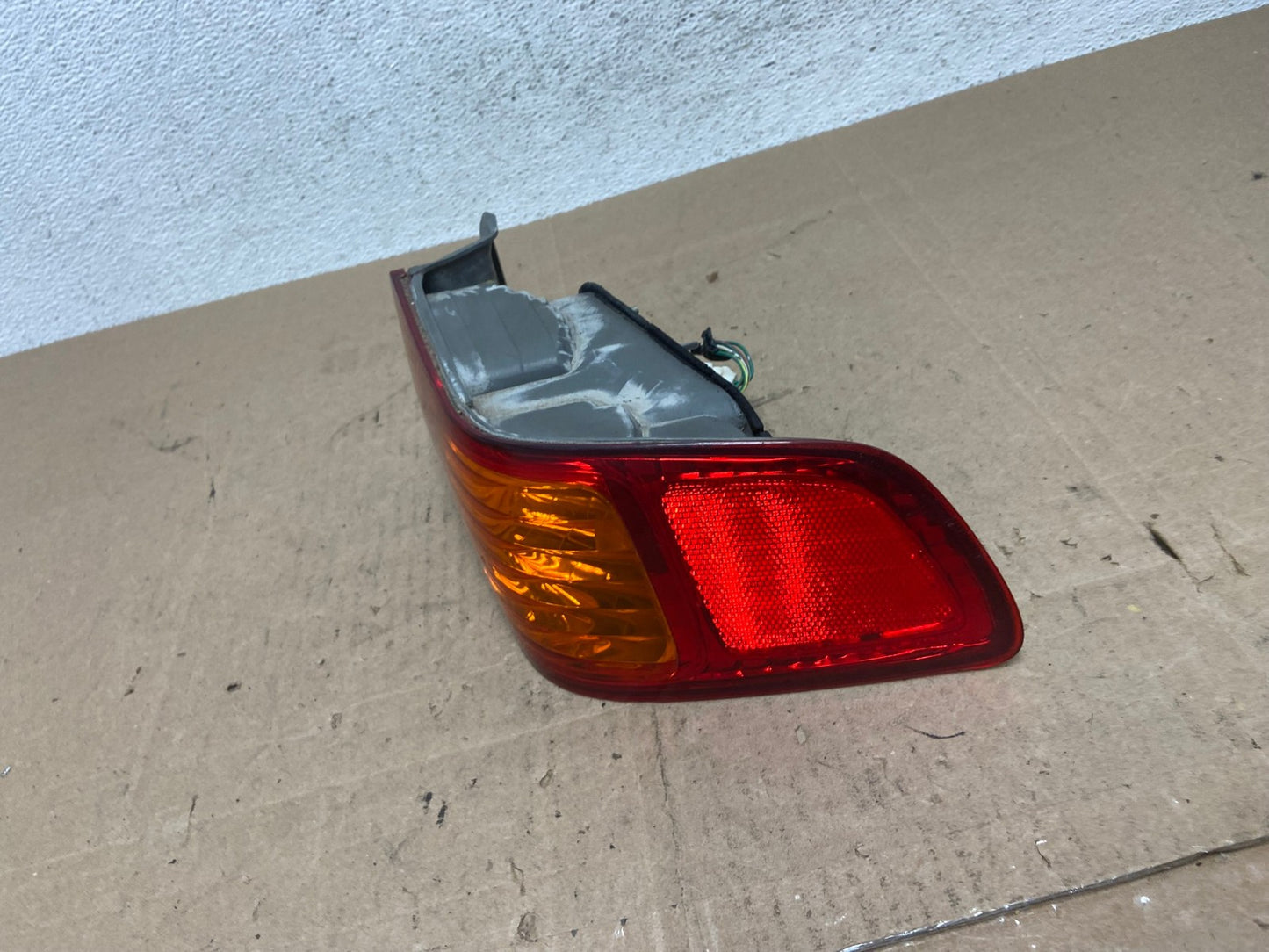 2000 to 2001 Toyota Camry Right Passenger Rh Tail Light AE6079 LK1