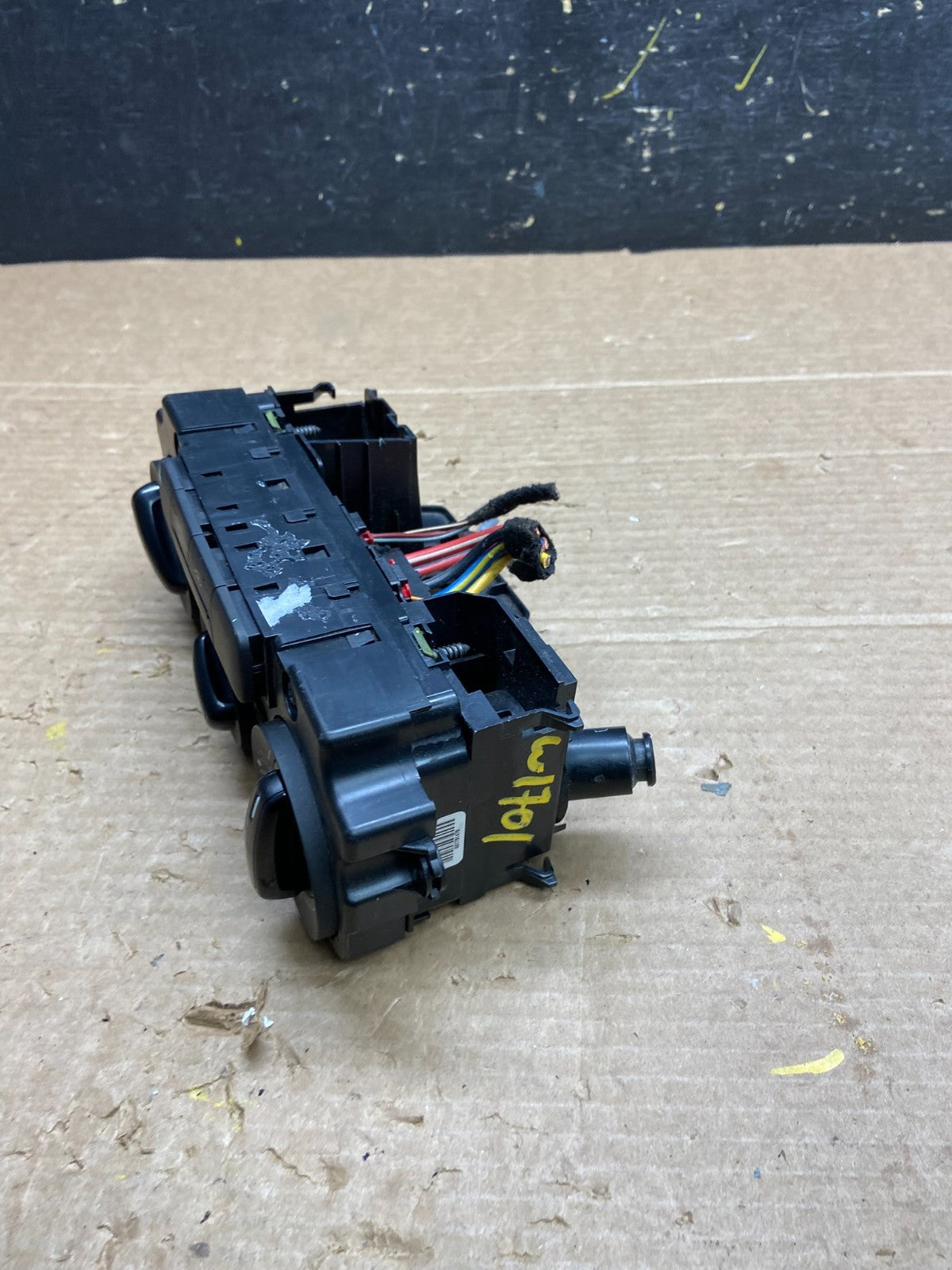 2011 - 2014 Volkswagen  Jetta Center Climate Control Panel AC Heater W1701 DG2