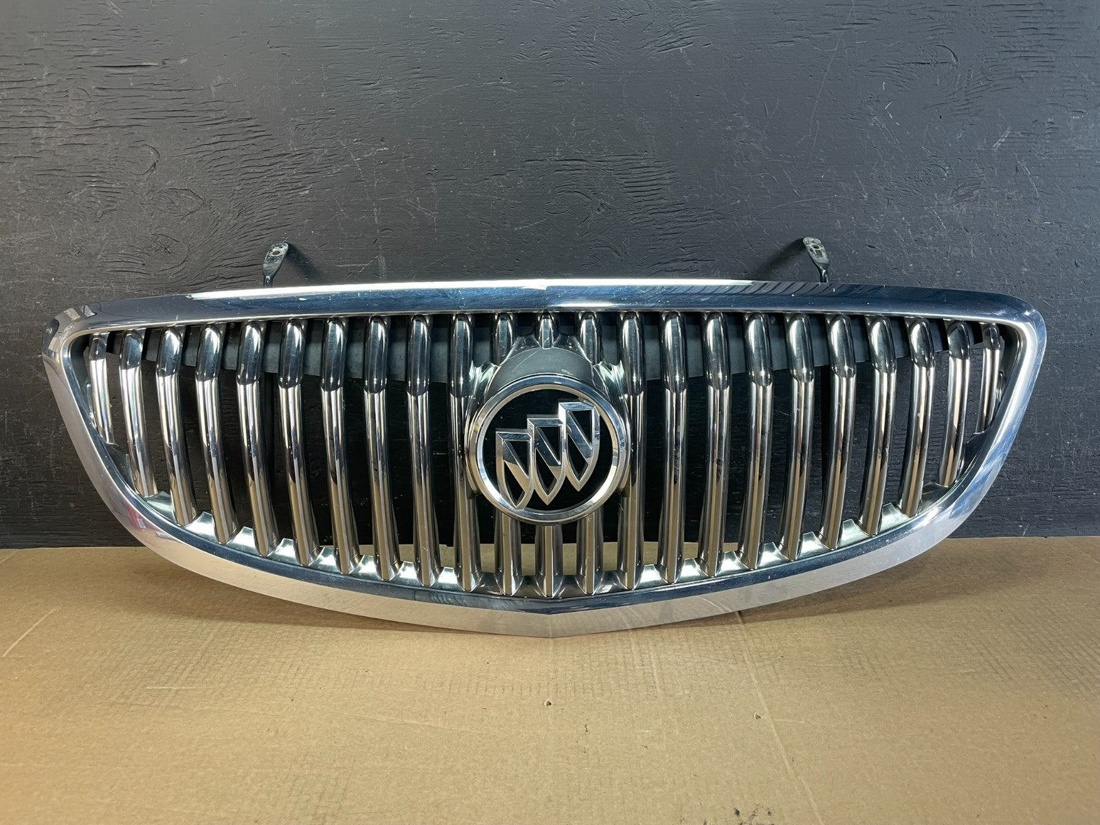 2008 to 2012 Buick Enclave Front Upper Grill Grille af5213 DG0