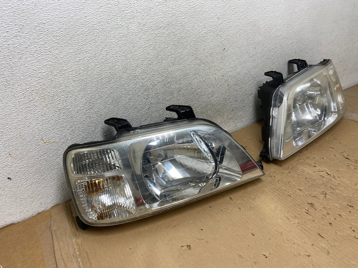 1997 to 2001 Honda CR-V Crv Left+Right Set Chrome Headlights Halogen AH2800 LK1