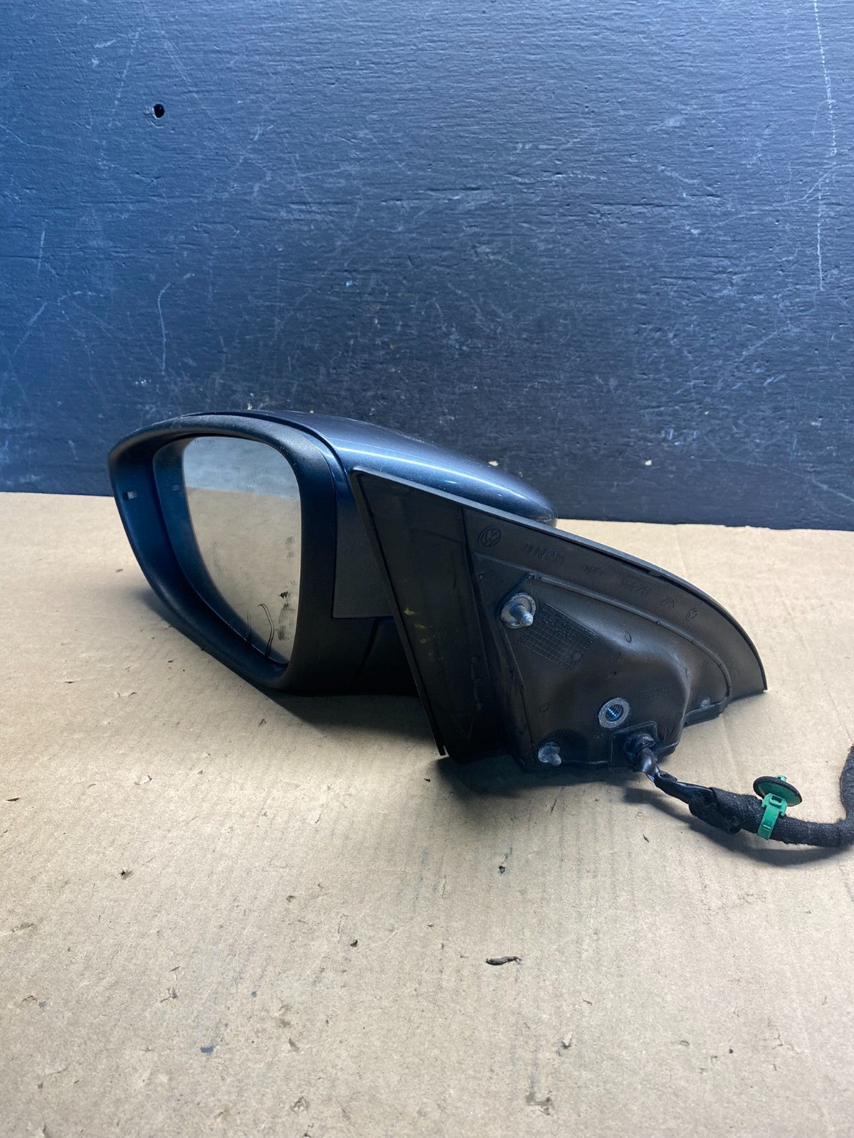 2009 to 2012 Volkswagen CC Left Driver LH Power Door View Mirror AE7447 DW10