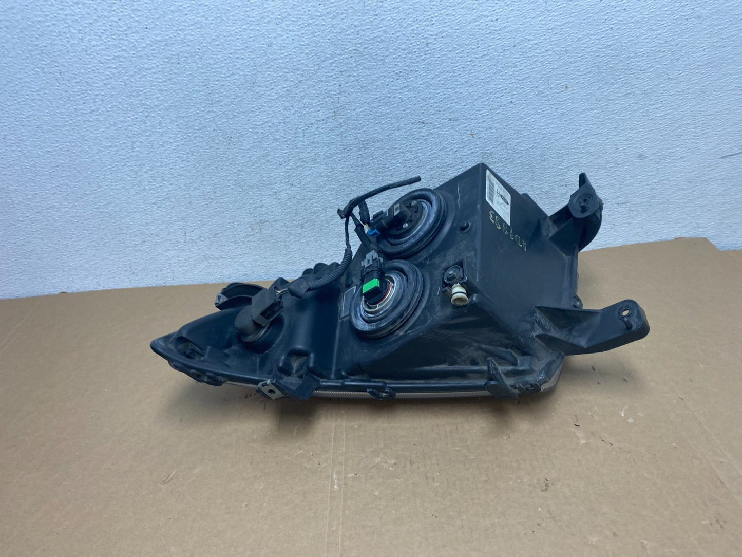 2007 to 2010 Ford Edge Right Passenger RH Halogen Headlight AD7883 DW4