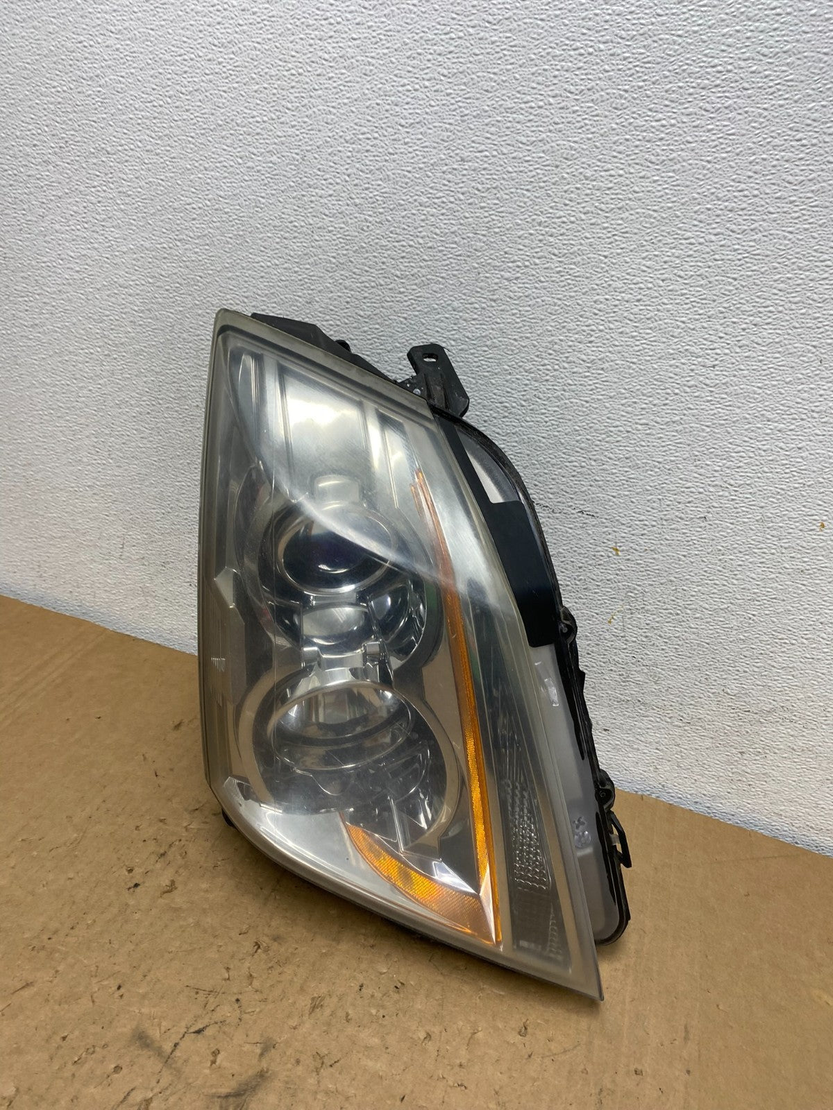 Halogen 2008 to 2014 Cadillac CTS Headlight Right Passenger Rh AD3241 DW0