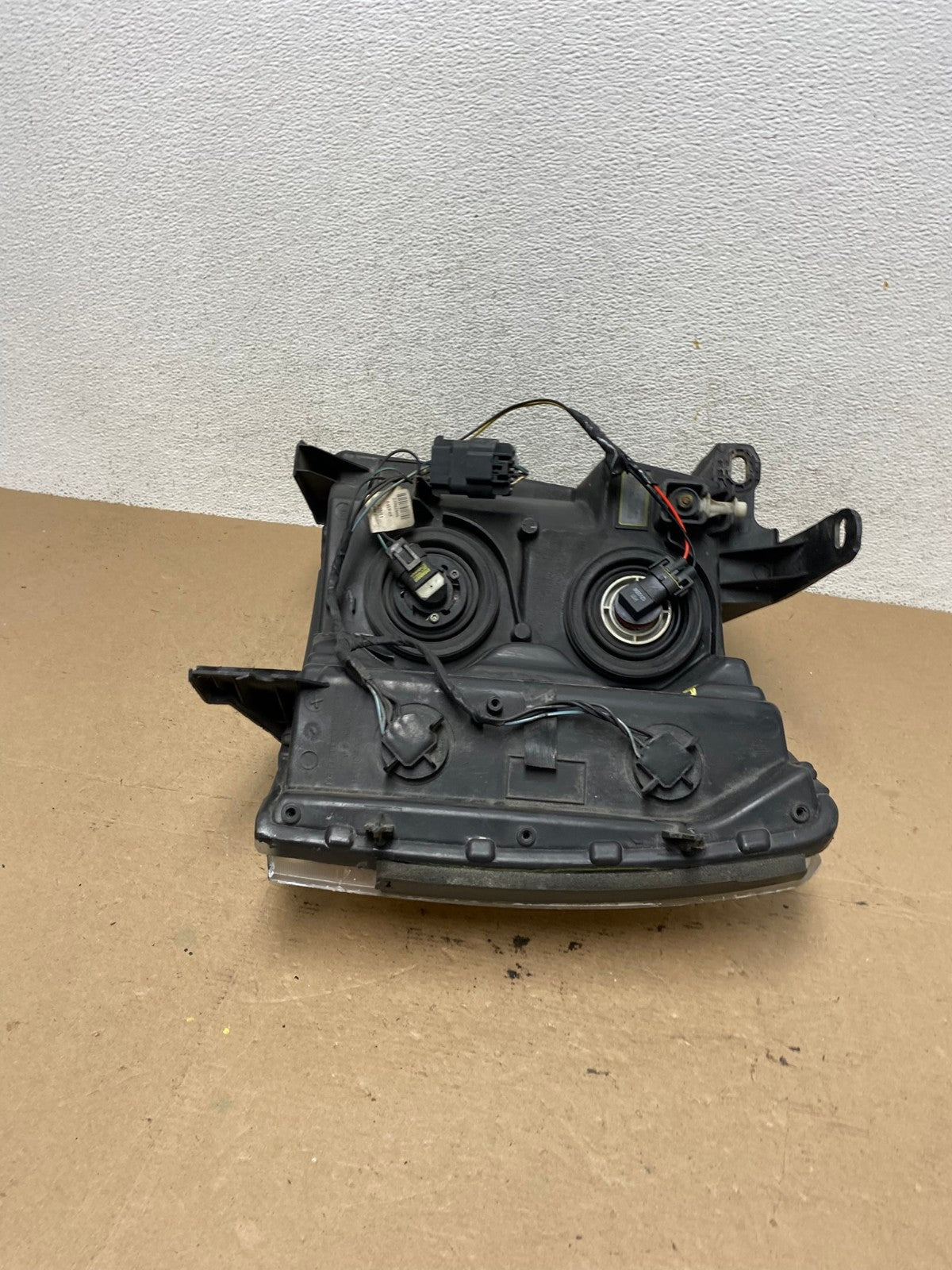 2007 to 2014 Chevrolet Silverado Right Passenger RH Side Headlight AF4645 LK7