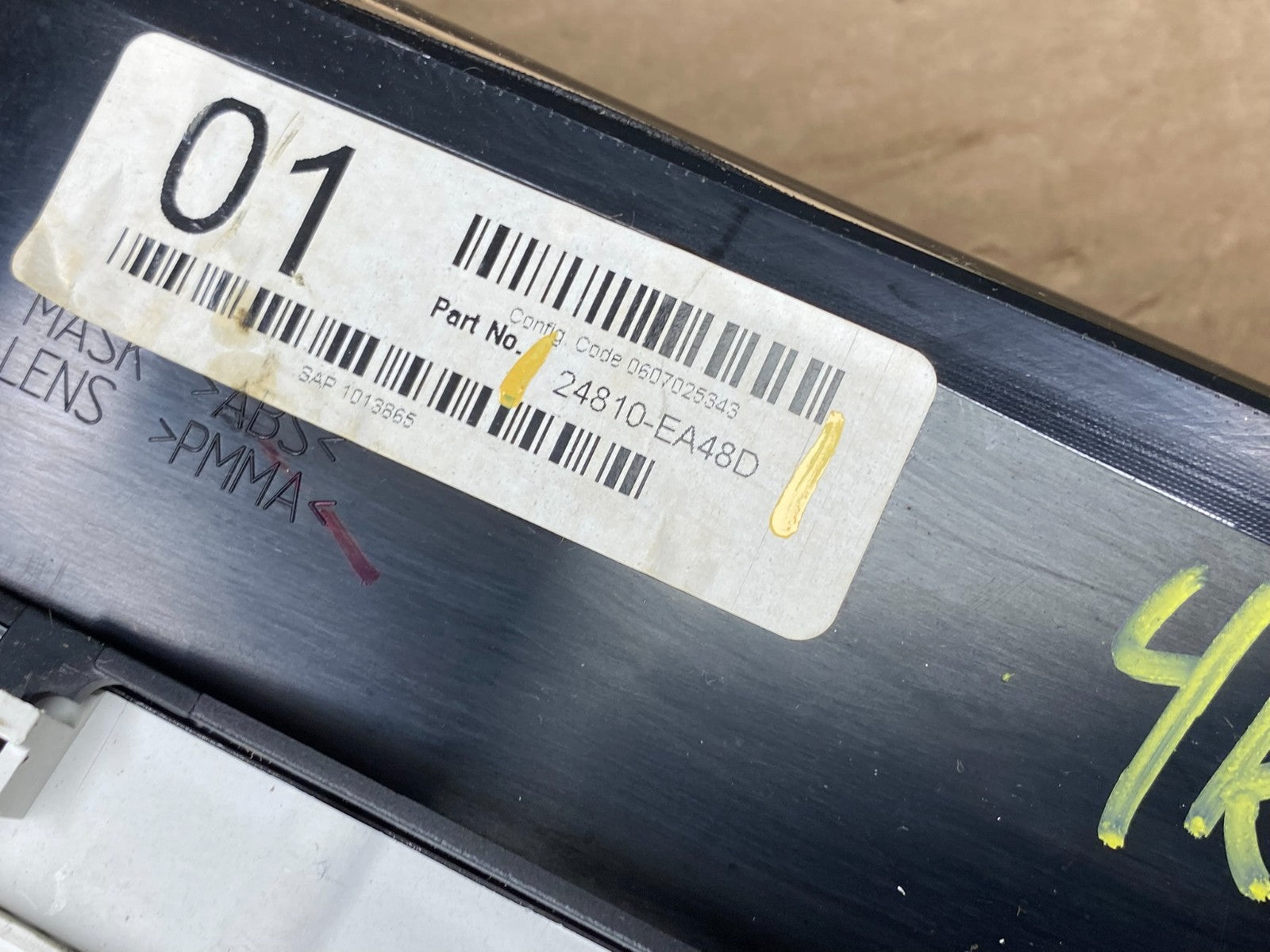 2005 Nissan Pathfinder Speedometer Cluster Gauge Z1766 DG6