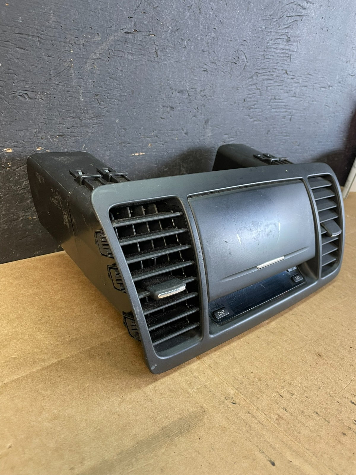 2005-2009 Subaru Legacy Outback Center Dash Bezel Vents Clock Storage AC5238 DG1