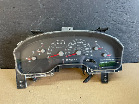 2000 2002 Ford Expedition Speedometer Instrument Gauge Cluster AE3307 DG0