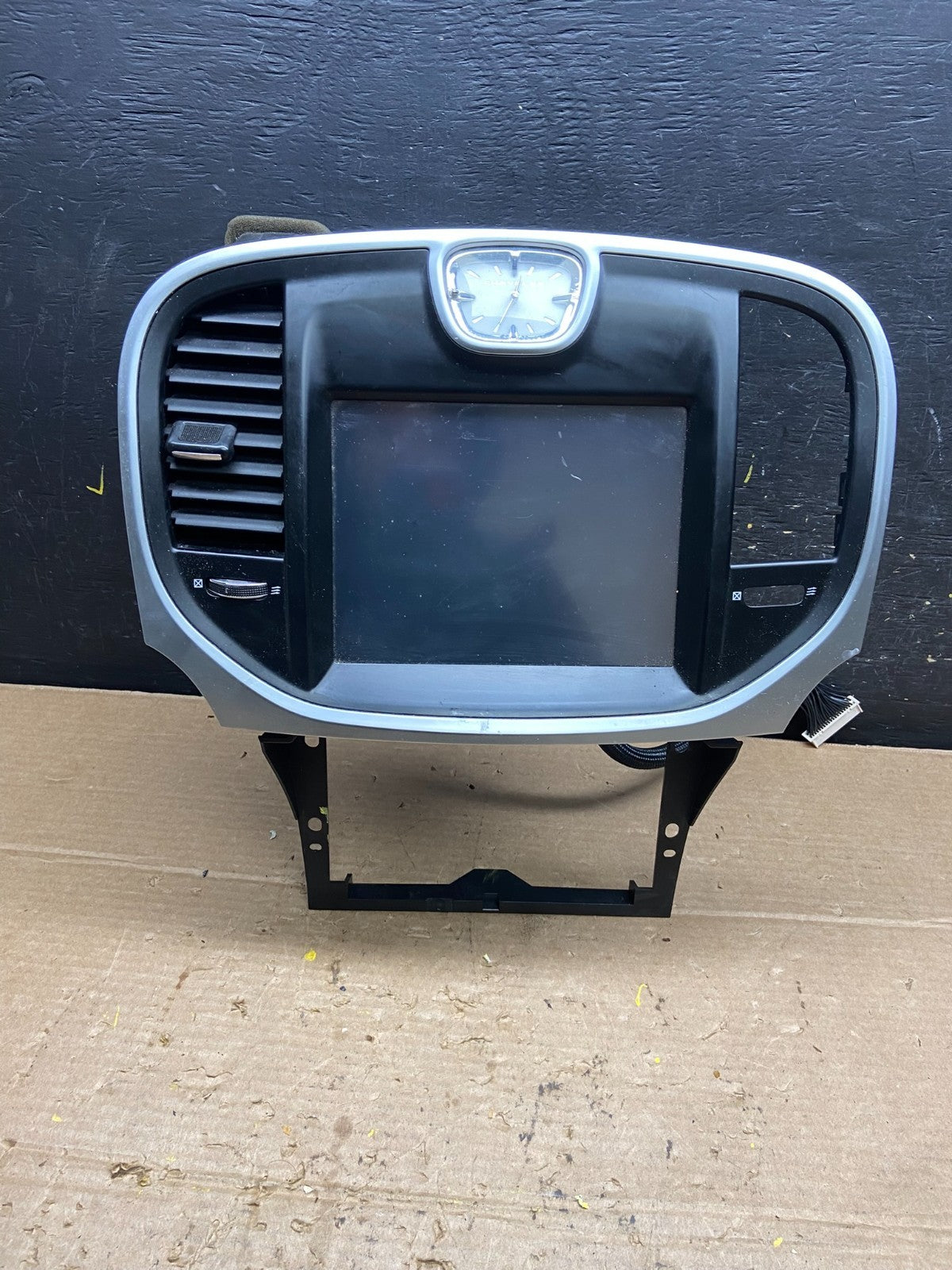 2011-2014 Chrysler 300 Dash A/C Climate Control Screen Radio Bezel OEM w9804 DG0