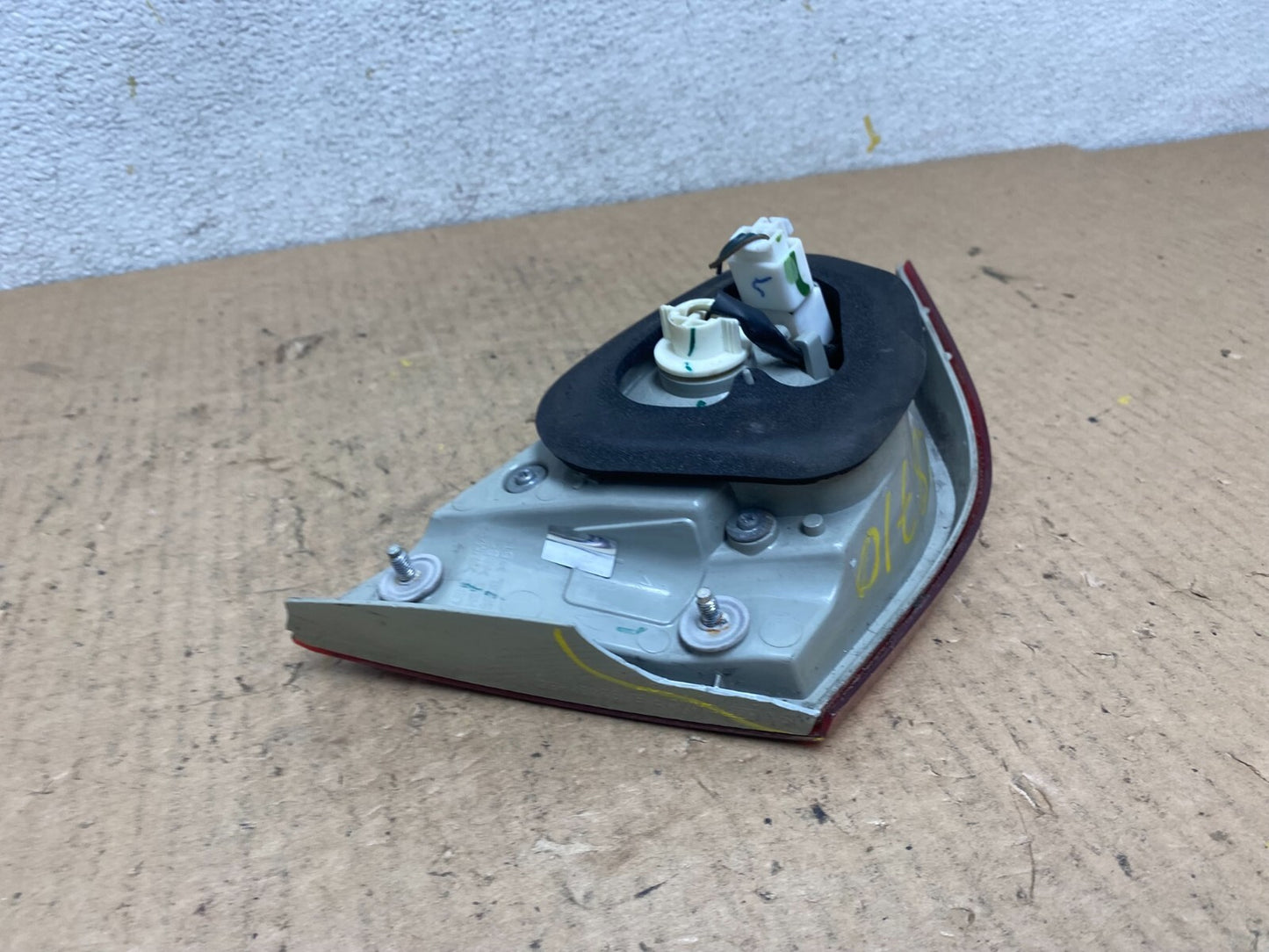 2011 to 2014 Hyundai Sonata Right Passenger Rh Inner Tail Light Oem L8710 DW6