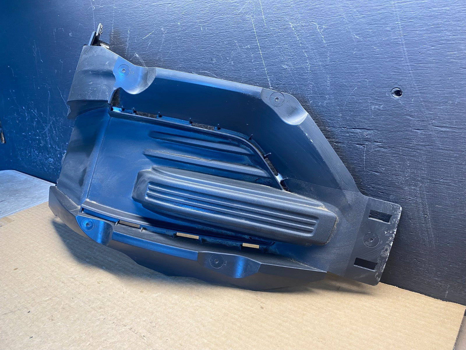 2020 - 2023 Ford Explorer Front Bumper Left LH Driver Fog Light Cover AF4140 DG1