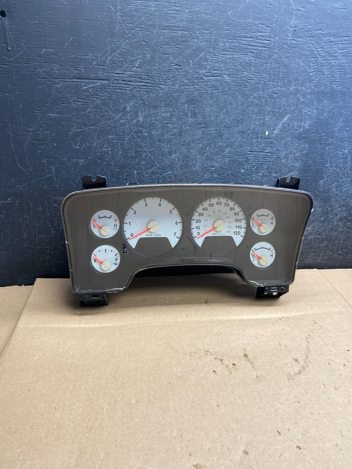 2006 - 2008 Dodge Ram 1500 Instrument Speedometer Gauge Cluster AI3013 DG0
