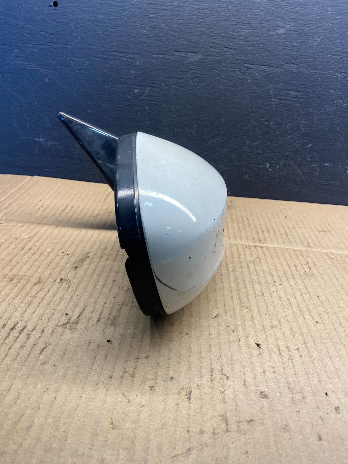 2009 to 2011 BMW 328i 335i Right Passenger Side View Door Mirror AD2970 DW4