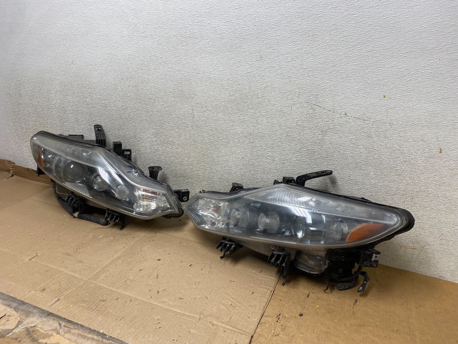 Xenon 2011 2012 2013 2014 Nissan Murano Headlights Left+Right U6694 DW1