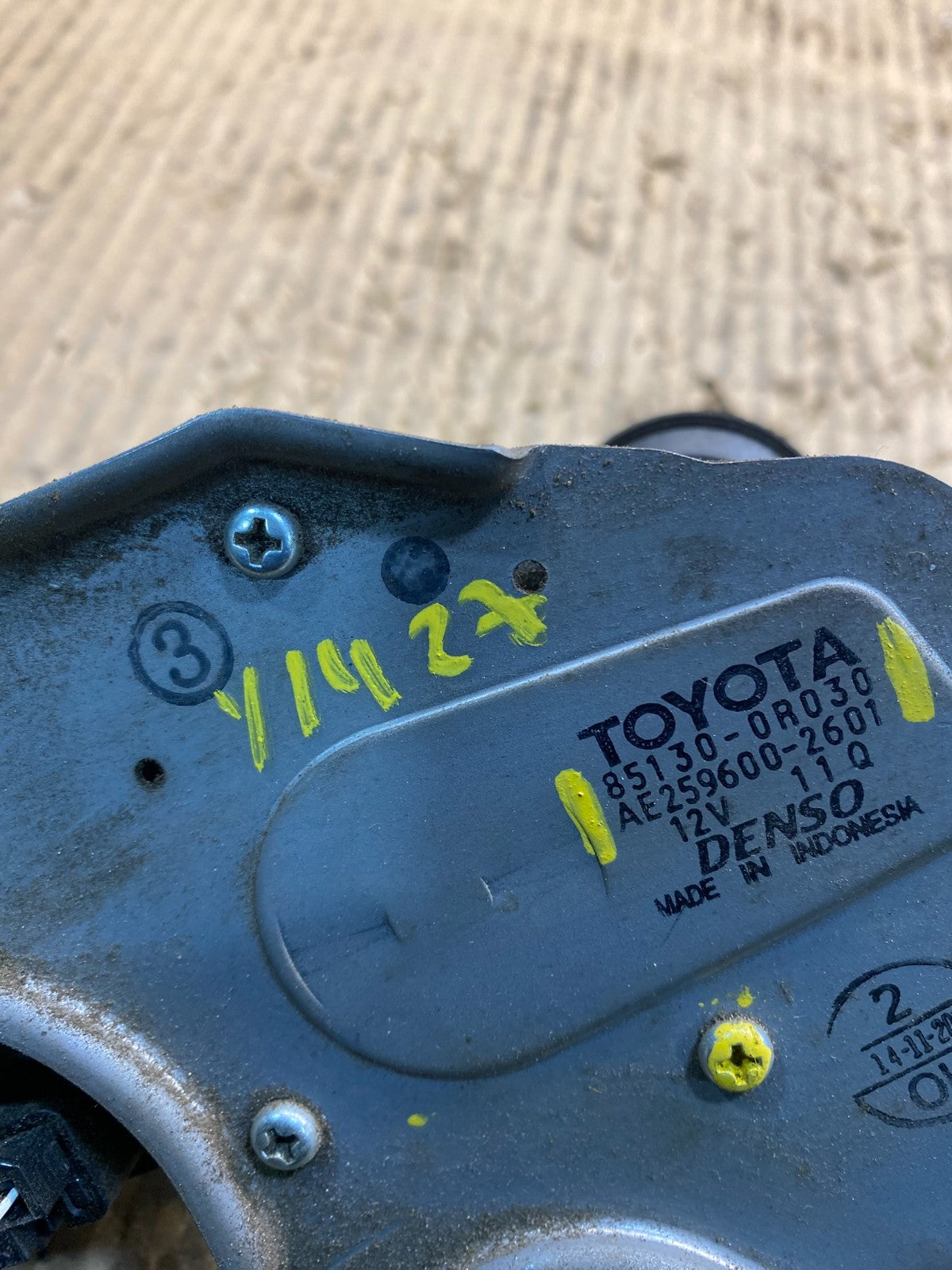 2006 to 2012 Toyota Rav4 Rear Wiper Windshield Motor OEM Y1427 DG7