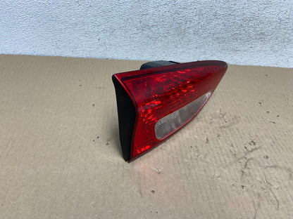 2006 2007 Subaru Tribeca B9 Left Driver Lh Side Tail Light Inner AG5910 DW2
