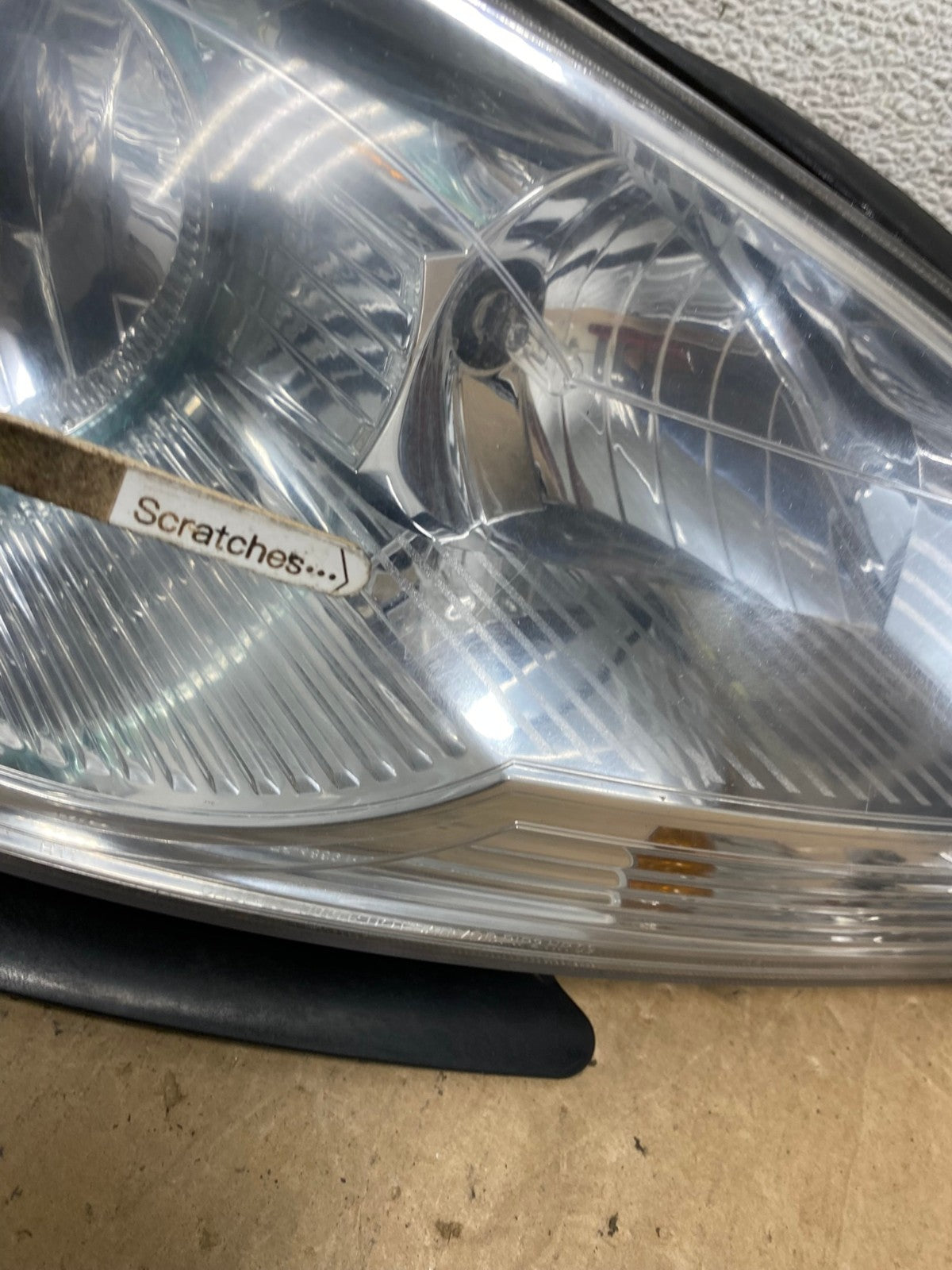 2008 to 2012 Chevrolet Malibu Left+Right Side Set Headlights AG2155 LK3