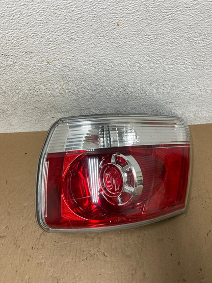 2007 to 2012 GMC Acadia Halogen Tail Light Right Passenger RH Side AD6523 DW0
