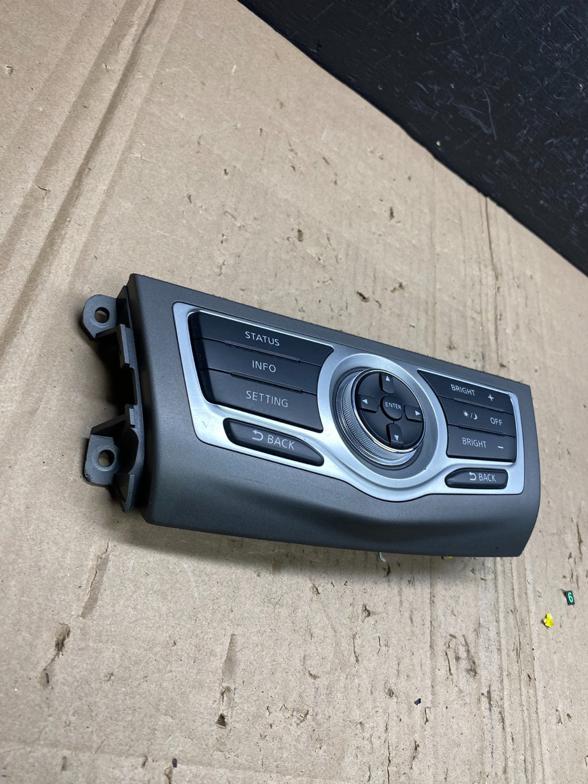 2009-2014 Nissan Murano AM FM Radio CD Control Panel AB9025 DG2
