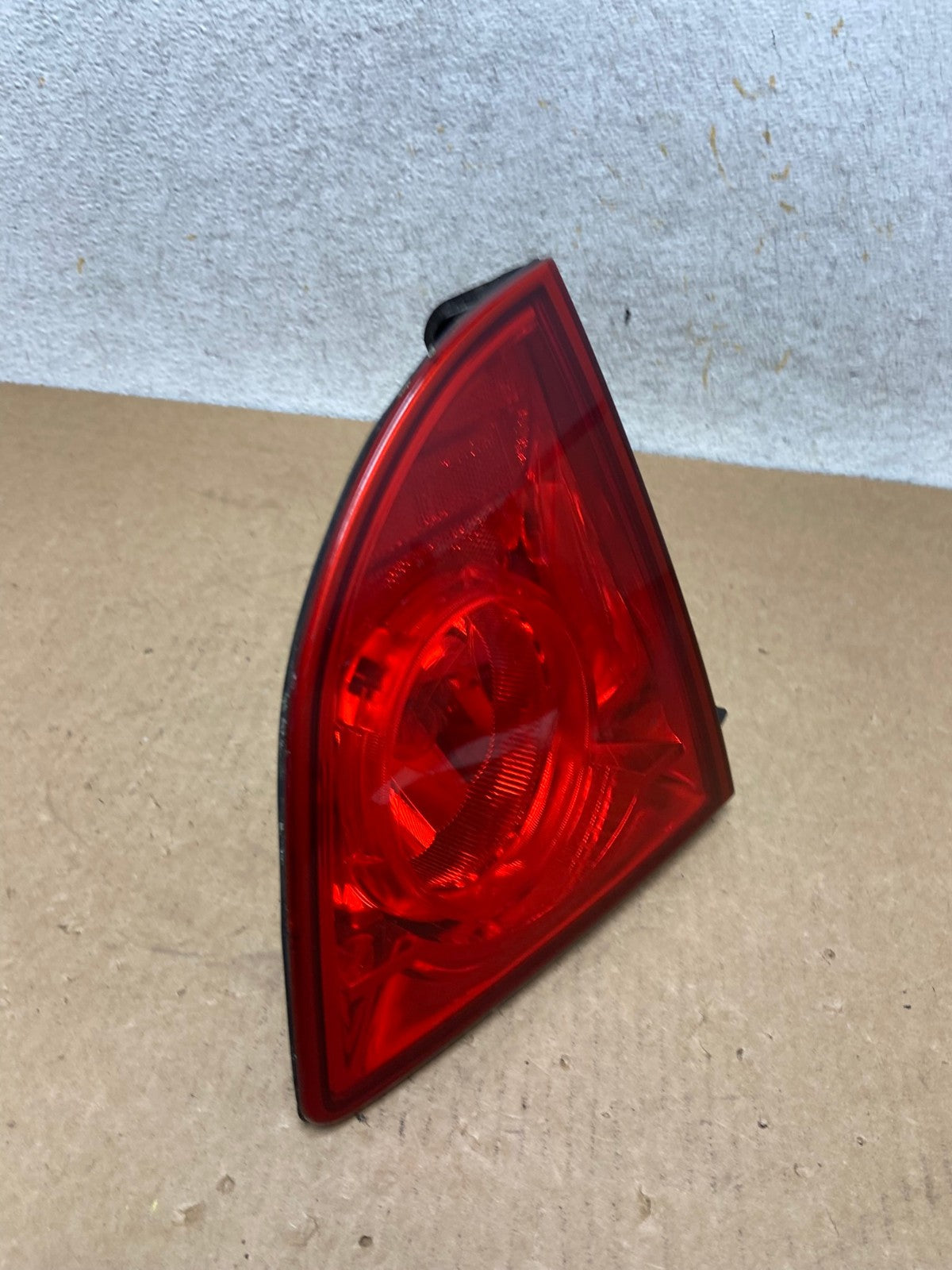 2008 2012 Chevrolet Malibu Left Driver Lh Side Tail Light AI3392 LK2