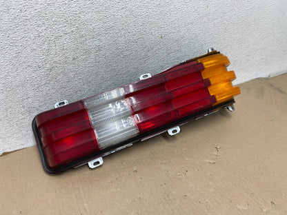 1977-1985 Mercedes-Benz W123 240D Right Passenger Side Tail Light AG6881 DW2