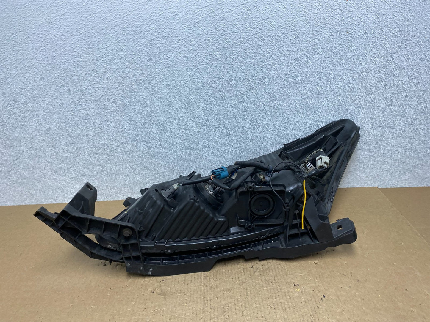 2008 to 2012 Honda Accord Sedan Right Passenger RH Headlight AC1575 DW9