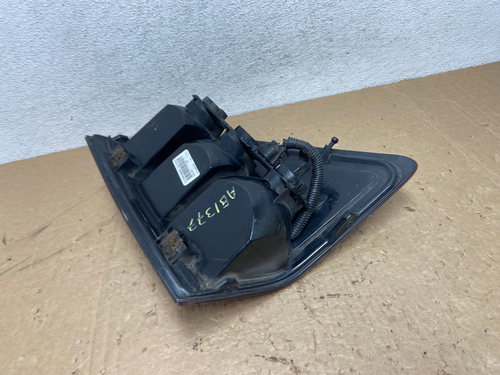 2005 - 2006 Jeep Grand Cherokee Right Passenger Rh Side Tail Light AG1377 LK5