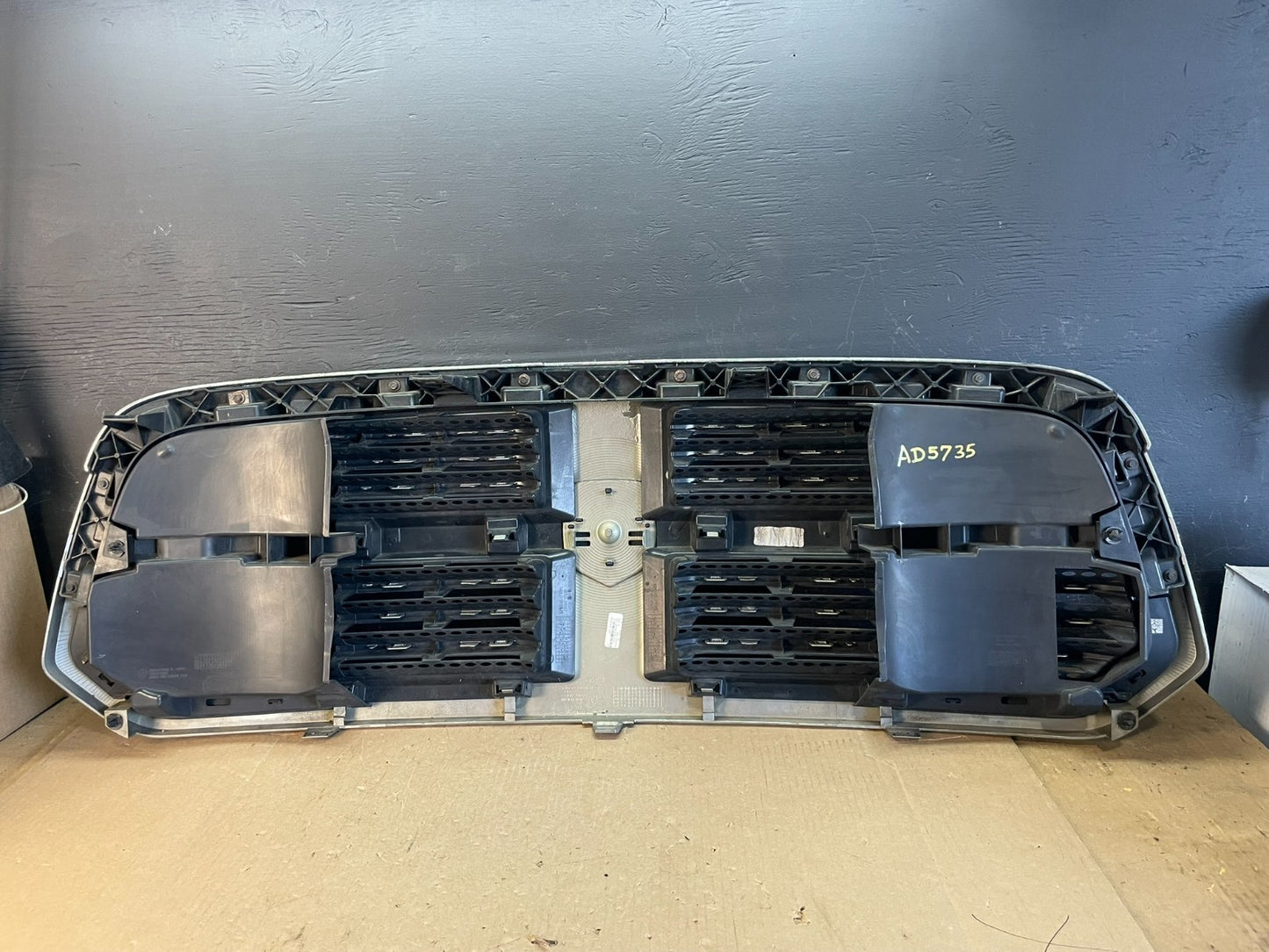 2013 to 2018 Dodge Ram 1500 Front Bumper Grille Grill AD5735 DG3