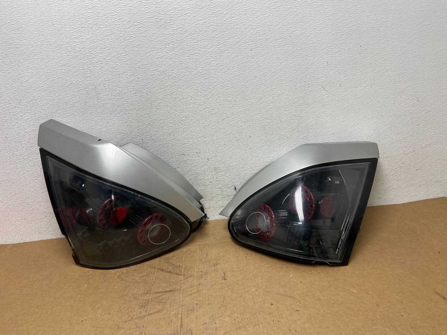2004 to 2008 Nissan Maxima Left+Right Set LED Black Tail Lights AD6351 DG0