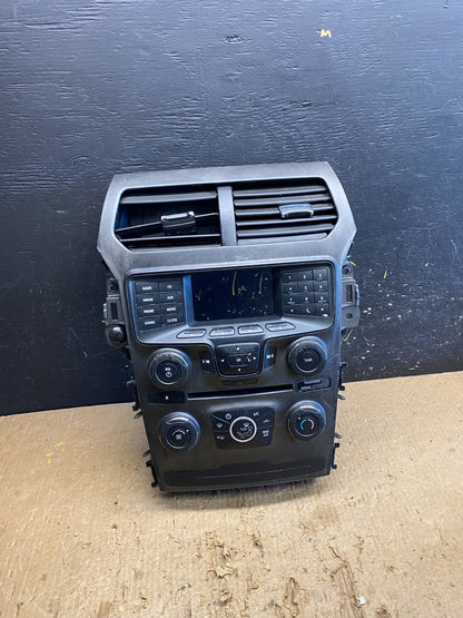2014 2015 Ford Explorer Radio Climate Control Trim Bezel Panel OEM z9950 DG0