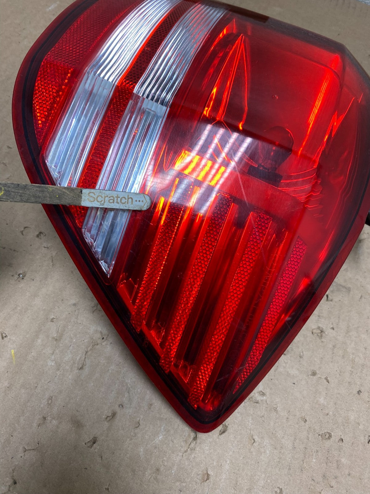 2009 - 2011 Dodge Journey Right Passenger Side Tail Light Oem U8548 DW4