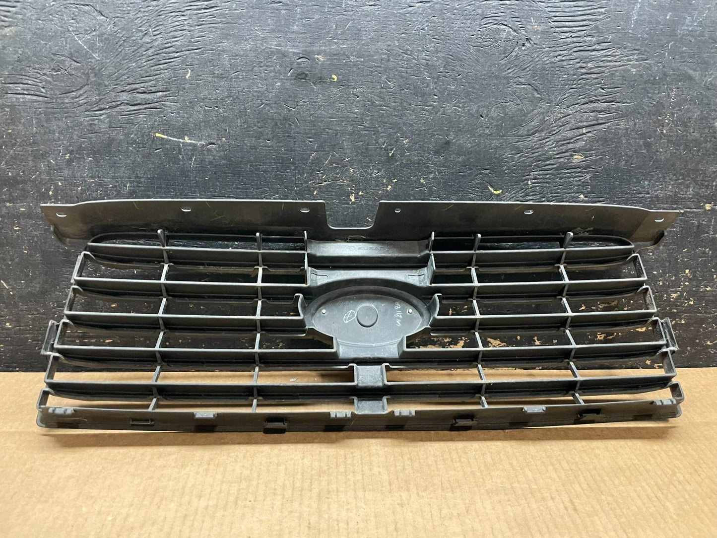 2006 to 2008 Subaru Forester Front Upper Grill Grille Oem AA9092 DG7