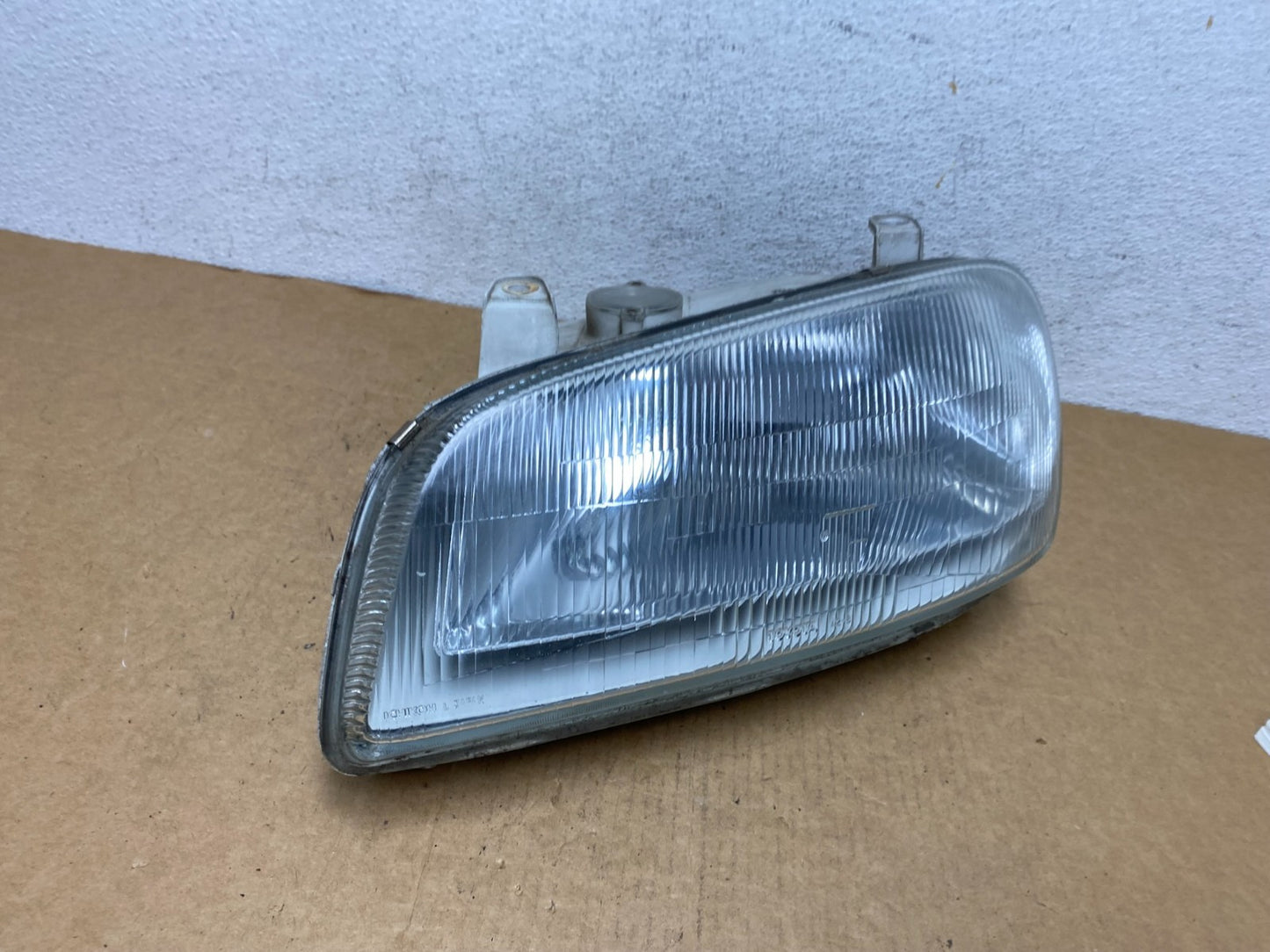 1994 to 1998 Toyota Rav4 Left Driver Lh Side Halogen Headlight AD4517 DG2