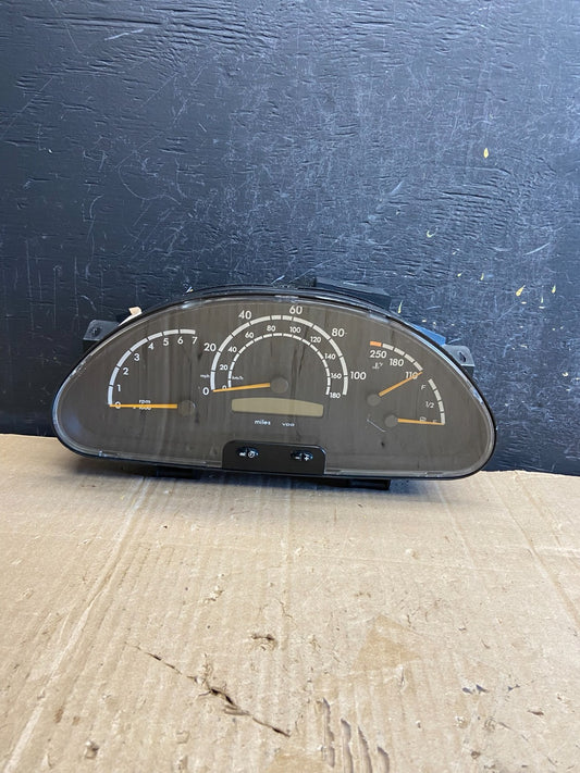 2003 to 2006 Sprinter 2500 3500 Instrument Speedometer Gauge Cluster AE1880 DG0