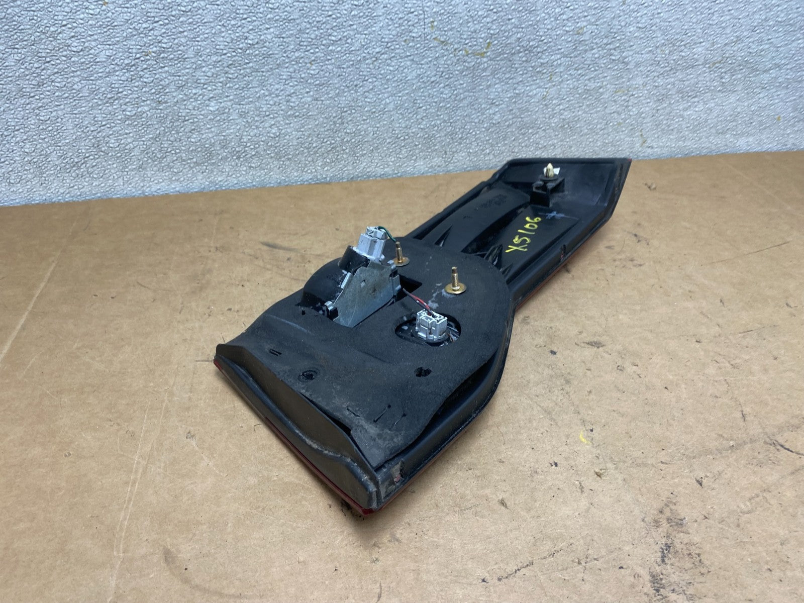 2001 to 2002 Honda Accord Left Driver LH Side Inner Tail Light OEM X5106 DW7