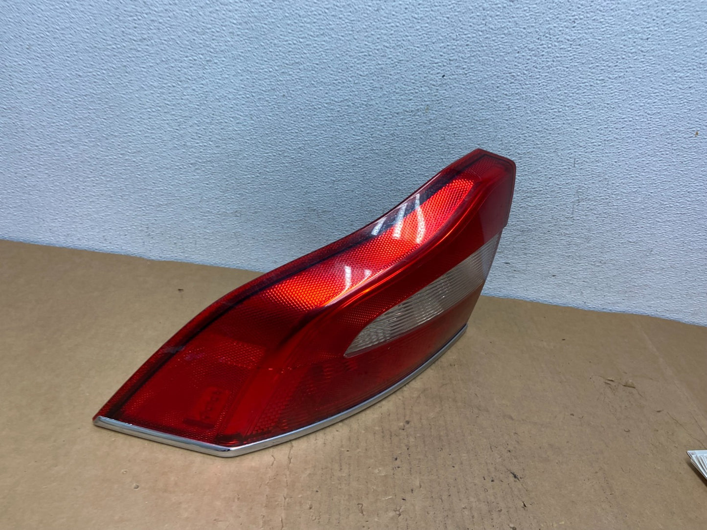 2007 to 2013 Volvo S80 Left Driver LH Side Tail Light AC8513 DW2