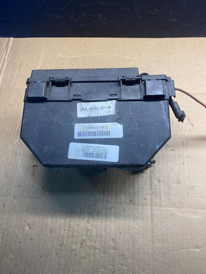 2011 2014 Dodge Durango Grand Cherokee  Fusebox Fuse Box Relay Module AB7502 DG4